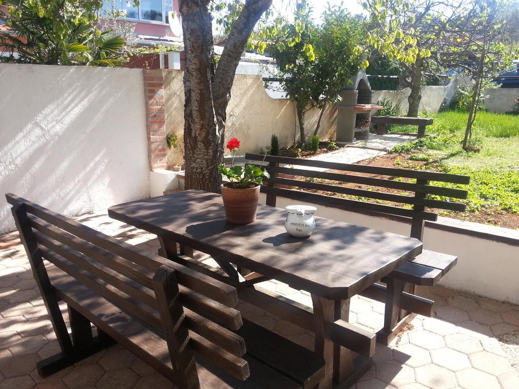 Apartment Drenovica Pula Oda fotoğraf