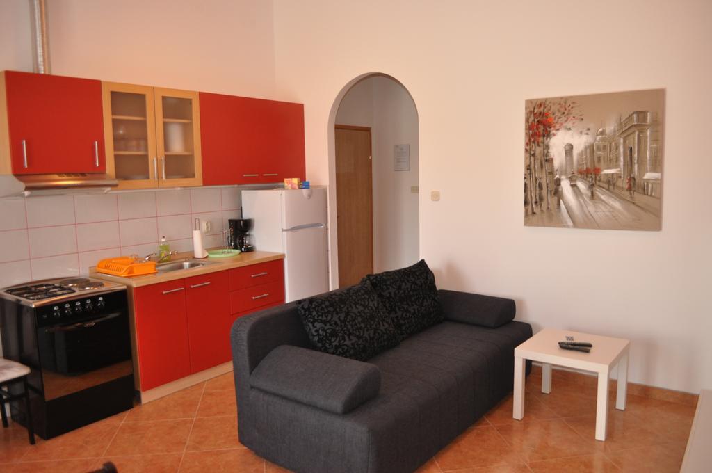 Apartment Drenovica Pula Oda fotoğraf